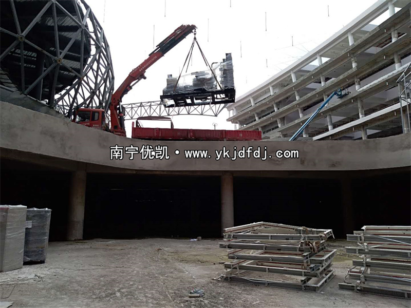 2022年6月15日，900KW上柴發(fā)電機(jī)組帶ATS柜通過(guò)驗(yàn)收交付某產(chǎn)業(yè)園